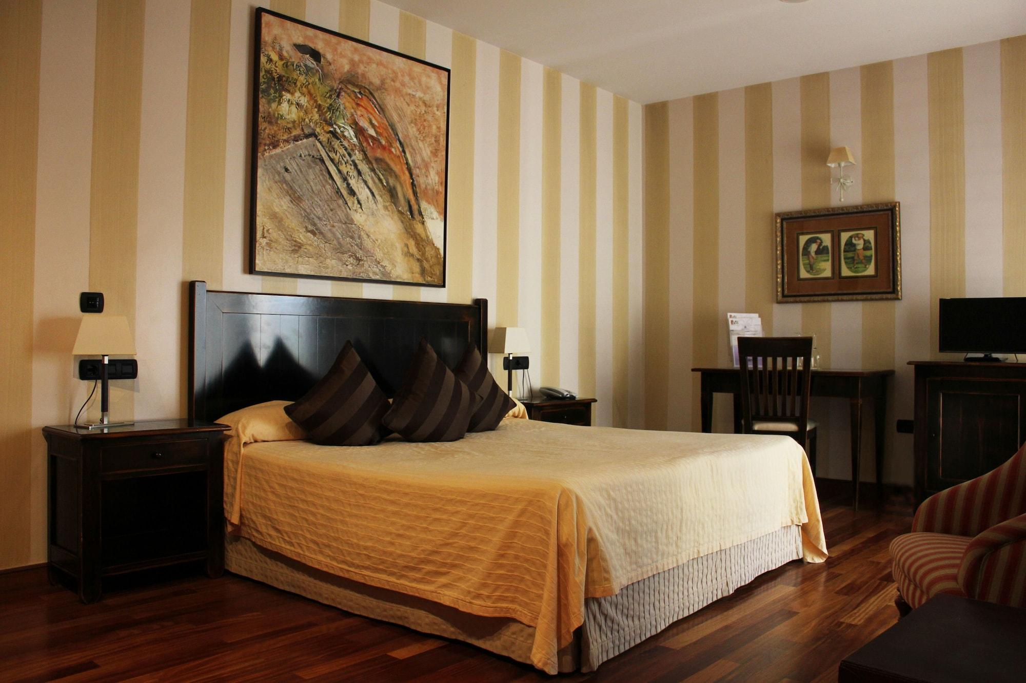 Vinicola Real-200 Monges Hotel Albelda De Iregua