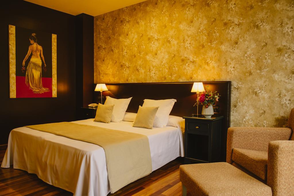 Vinicola Real-200 Monges Hotel Albelda De Iregua